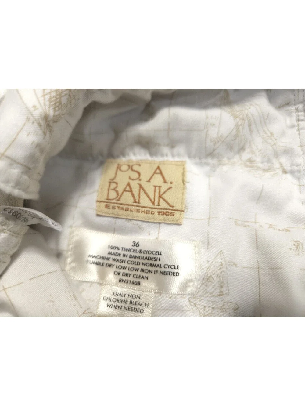 Jos A Bank Shorts Mens 36 Beige Chino Tencel Pleated Khaki Golf Casual Summer